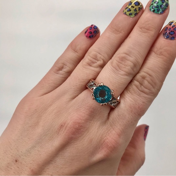 Mixed Metal Solitaire Ring with Blue Stone - Picture 8 of 11